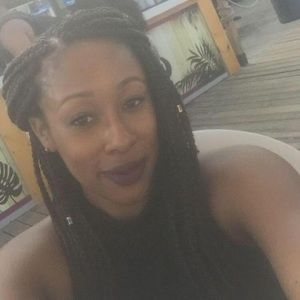 Meet your Posher, Carla